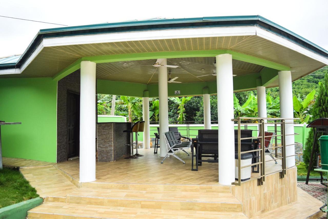 3A'S Guest House Akosombo Exterior photo