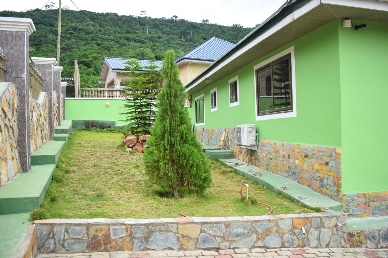 3A'S Guest House Akosombo Exterior photo