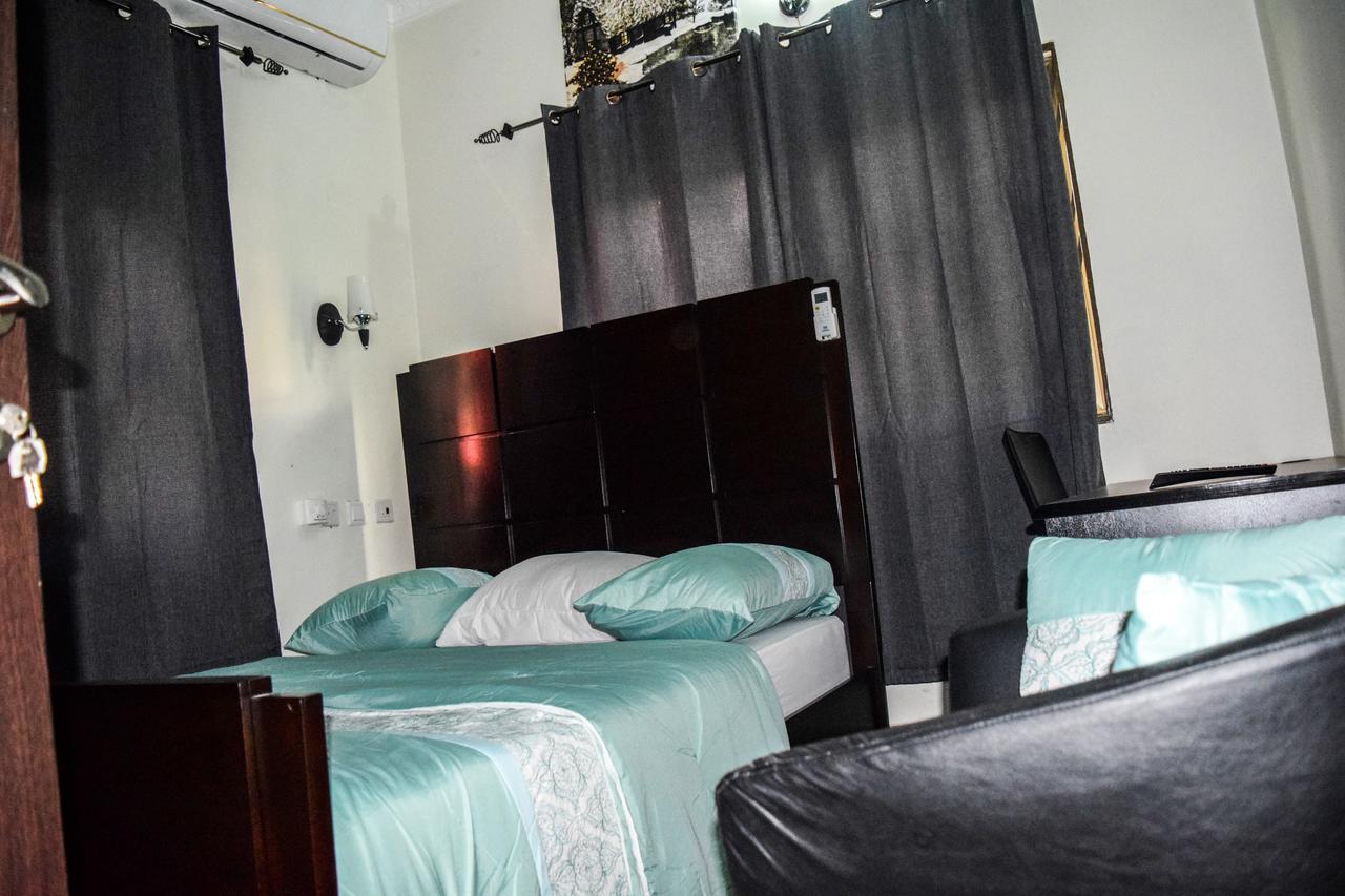 3A'S Guest House Akosombo Exterior photo